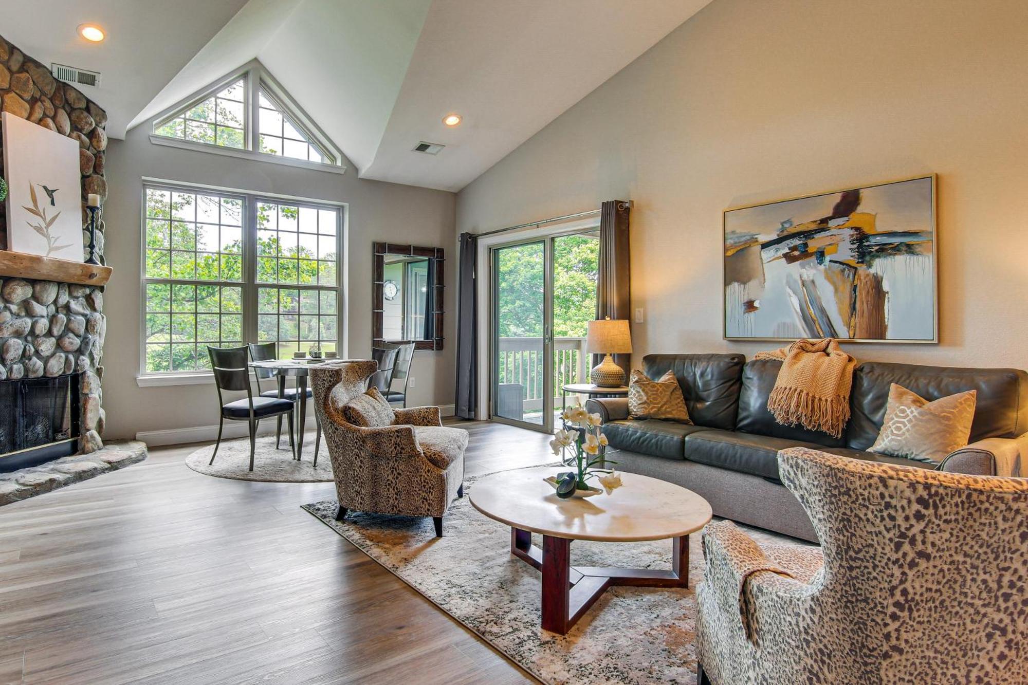 Lake Lure Condo With Resort Pool And Beach Access! Bagian luar foto