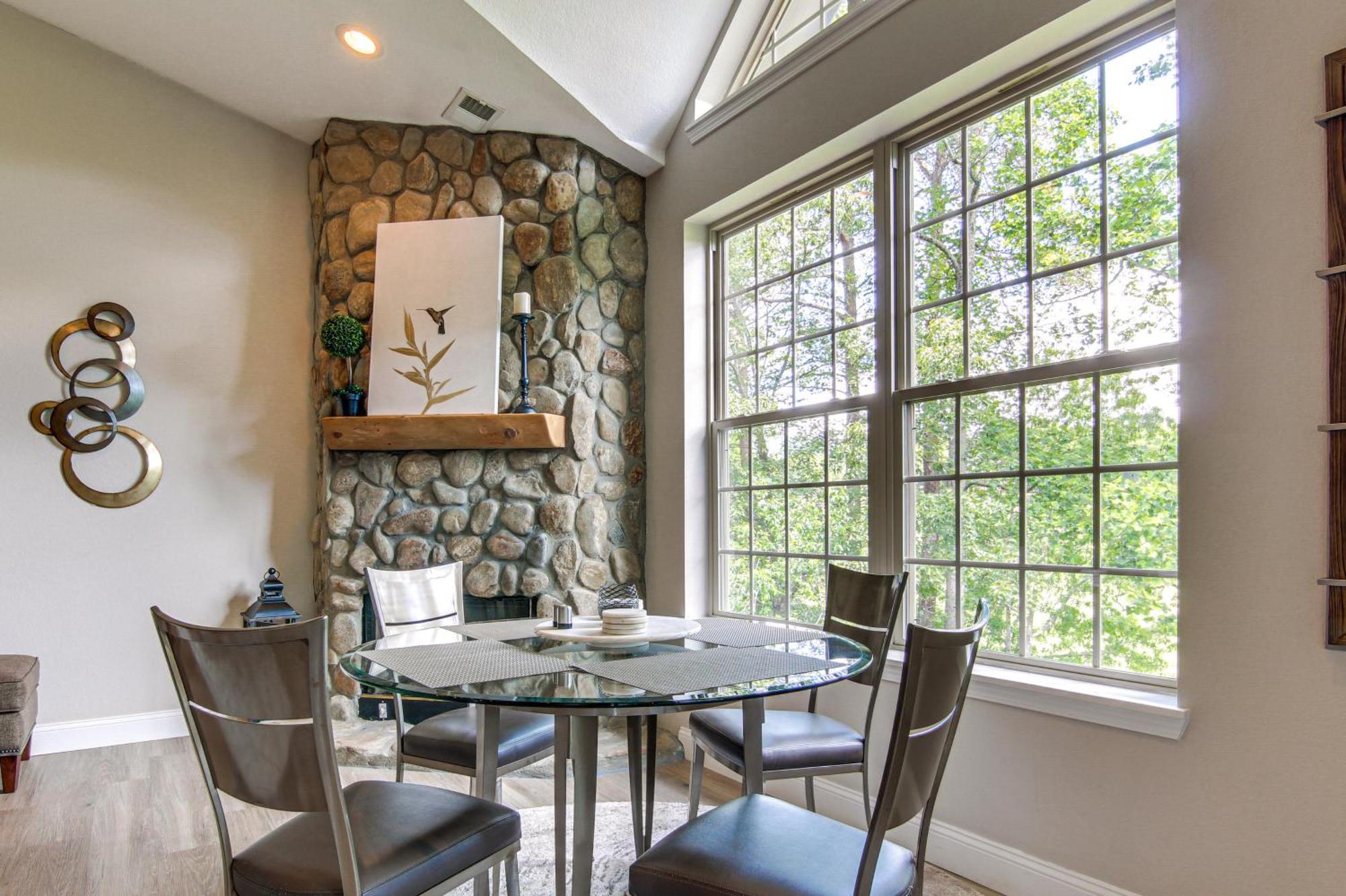 Lake Lure Condo With Resort Pool And Beach Access! Bagian luar foto